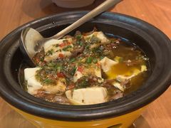 -有红鸡毛店·川菜(建设路店)