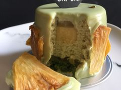 -UNI UNI(环亚凯瑟琳店)