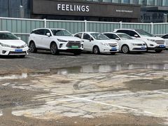 -FEELINGS(亚新广场店)