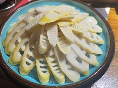 -九鼎轩脆毛肚火锅(邗江万达店)