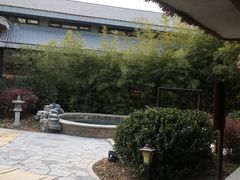 -中家鑫园温泉酒店鑫悦汤泉