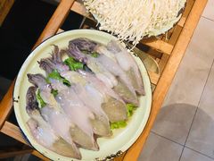 -东镇老火锅(长春路首店)