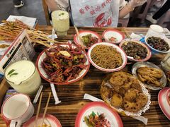 -冶建镜子·老南昌大排档·江西虾王(总店)