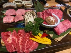 -炼火烤肉店