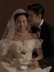 -至臻微拉婚纱摄影