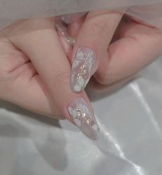 -斯馨·健康美甲美睫