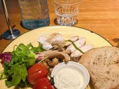 -JINNS锦时 steak&pizza(浸信会礼拜堂旧址店)