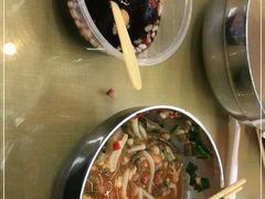 -红鼻子桂林米粉(金唐新光界店)