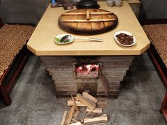 -万里闯关东铁锅炖菜馆(高新旗舰店)