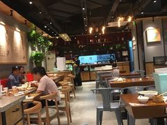 -渝是乎川渝小炒(新世界百货望京店)