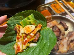 -草家酱蟹炭火烤肉店(珲春南路一店)
