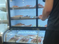-哈尔滨小酒馆·鲜肉现穿自助烧烤(康新花园店)