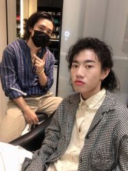 -HAIR CORNER
