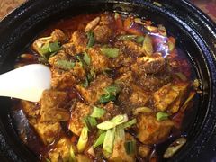 -万重锦·人文川菜馆(骡马市店)