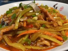 -张氏宽窄巷成都菜(澳德乐店)