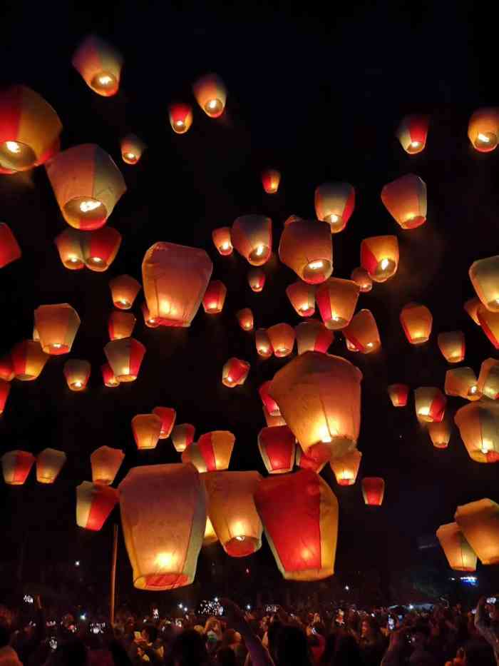 平溪放天灯-"很不错的小山村,不大随便走走就够了,去骑.