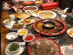 -蜀辣居鲜货老火锅(双流万达店)