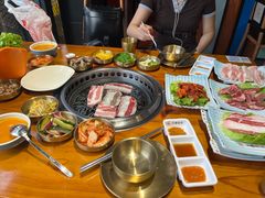 -江南本家韩国料理(太古仓中船汇店)