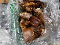 -老鼎万春卤菜(五代传承创始老店)