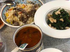 -汗腾格里·风味餐厅(新疆驻京办店)