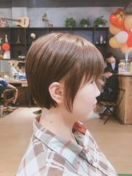 -PE SALON