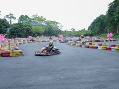 -牛仔谷漂流