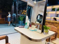 -PE SALON