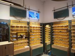 -MUJOSH木九十眼镜(月星环球港B1店)