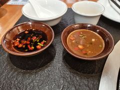 -阿山卓·野生菌火锅·纳西火塘烤肉