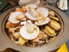 石锅原汁海鲜汇-鲁采LU STYLE(新天地店)