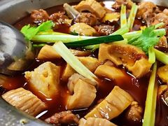 -肖肖酸萝卜鱼火锅(总店)