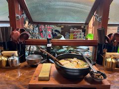 -银米·云南传统过桥米线(双廊黑金冠店)