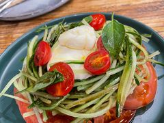 果仁蔬菜碗-Brut Eatery悦璞食堂(愚园路店)