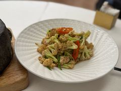 -品海楼·大连海胆锅贴馆(东港店)