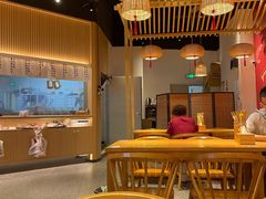 -八二小区抄手(龙湖上城天街店)