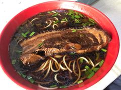 -小龙大肉面馆