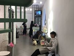 -有猫主题·治愈系猫咖(曾厝垵店)