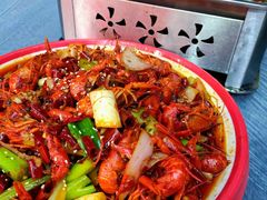 -金渝海鲜烧烤万州烤鱼店