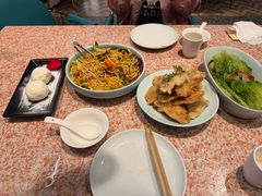 -红樱桃·欢乐餐厅(太原里店)