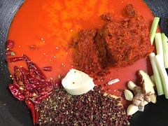 红锅锅底-星鸿社重庆老火锅