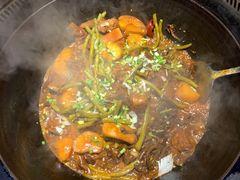 -山河屯铁锅炖(哈西站店)