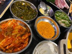 -哈哈碳都·牛肋条无限自助烤肉(宝龙店)