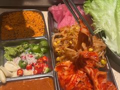 -蚂蚁洞·烤肉大营地(上海静安大悦城店)