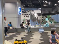 -MINI MARS 脚下的城市乐园·餐饮·派对(静安江宁店)