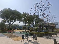 -上海浦东康桥绿地假日酒店