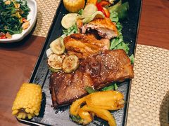 -山港凯悦酒店·BEBA海滩烧烤餐厅酒吧