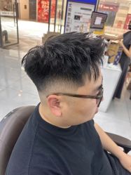 -尤司男士国潮理发馆