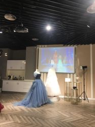 -Lady  Jane高端婚纱礼服馆