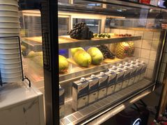 面包甜点陈列柜-茶百道(大卫城店)