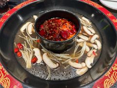 -三江两海老火锅(北京首店)
